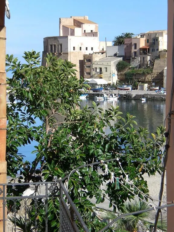 Exclusive Marina Apartment Castellammare del Golfo Italy